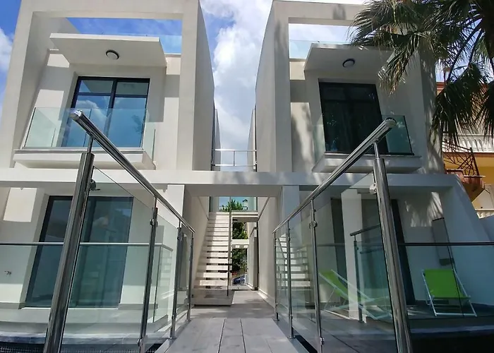 Opensky Lux * Kallithea (Chalkidiki)