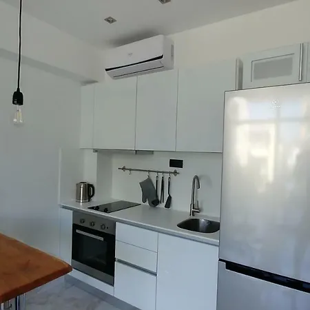 Opensky Lux Apartament *