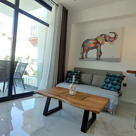 Opensky Lux Apartment